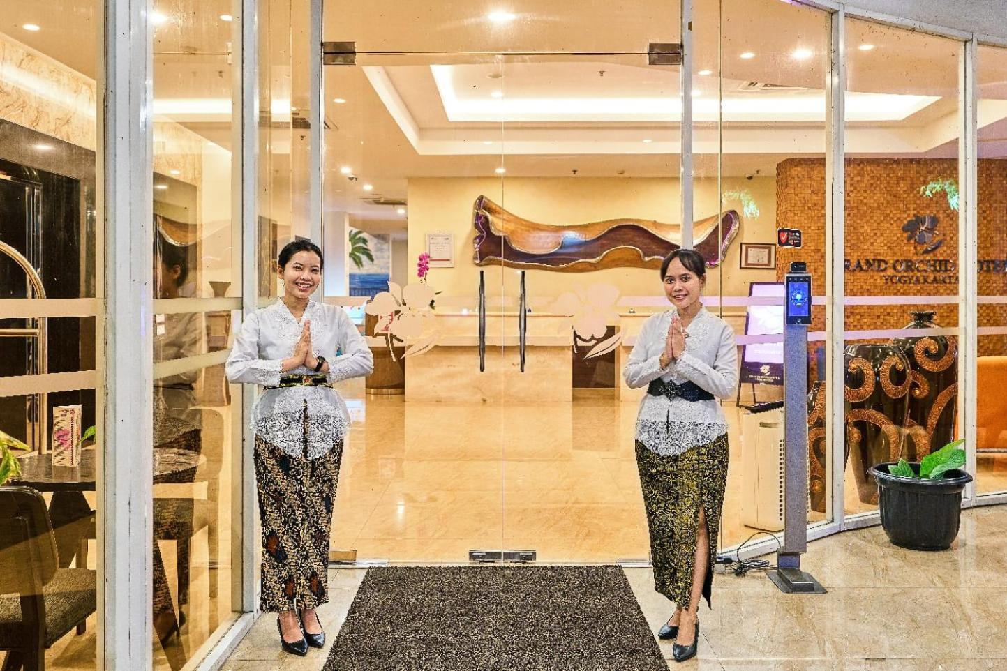 Maguwo Grand Orchid Hotel Yogyakarta מראה חיצוני תמונה