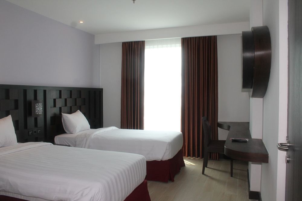 Maguwo Grand Orchid Hotel Yogyakarta מראה חיצוני תמונה