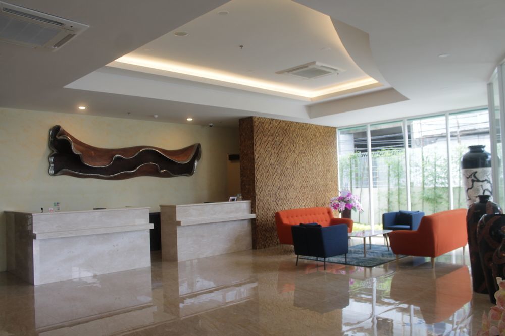 Maguwo Grand Orchid Hotel Yogyakarta מראה חיצוני תמונה