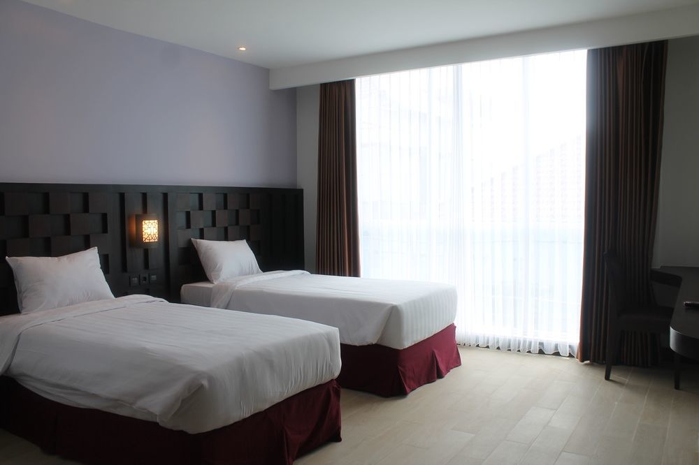 Maguwo Grand Orchid Hotel Yogyakarta מראה חיצוני תמונה