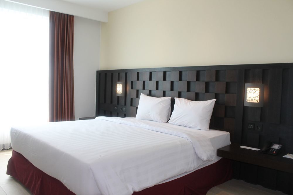 Maguwo Grand Orchid Hotel Yogyakarta מראה חיצוני תמונה