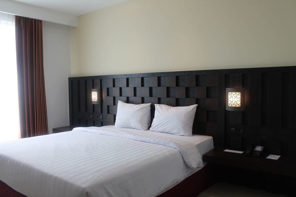 Maguwo Grand Orchid Hotel Yogyakarta מראה חיצוני תמונה